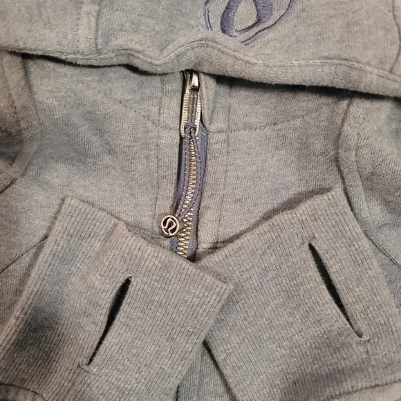 Lululemon Scuba Hoodie - Picture 4 of 4